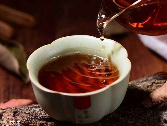 紅茶會(huì)解藥嗎？吃藥能喝紅茶嗎？