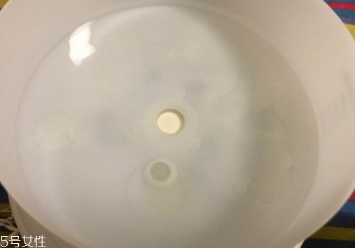 單方精油可以做香薰嗎？單方精油和復(fù)方精油哪個(gè)做香薰好