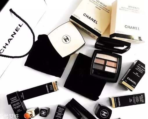 香奈兒果凍氣墊適合什么膚質(zhì) 香奈兒果凍氣墊粉餅價(jià)格 香奈兒果凍氣墊適合什么膚質(zhì) 香奈兒果凍氣墊粉餅價(jià)格