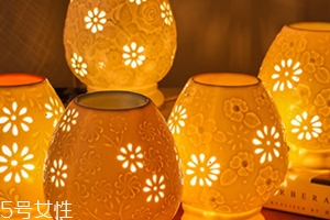 香薰燈燈不亮怎么回事？香薰燈怎么換燈泡