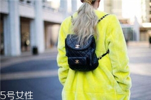 今年流行什么樣的雙肩包？2022最流行的雙肩包
