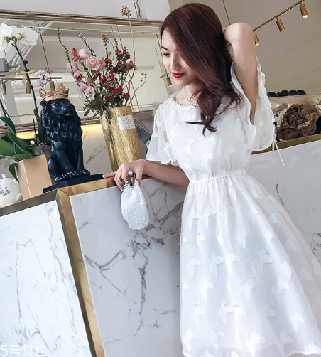 高瘦女生穿什么連衣裙？最適合高瘦女生的連衣裙款式