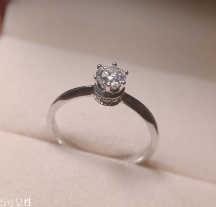 周大生和周生生是什么關(guān)系_哪個好？