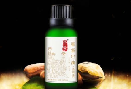 荷荷巴油可以豐胸嗎？荷荷巴油豐胸手法