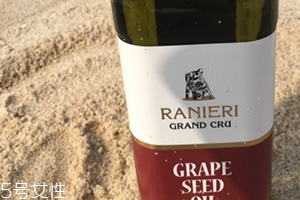 葡萄籽油可以炒菜嗎？葡萄籽油可以炒什么菜