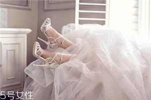 婚鞋可以借別人穿嗎？婚鞋借人的講究
