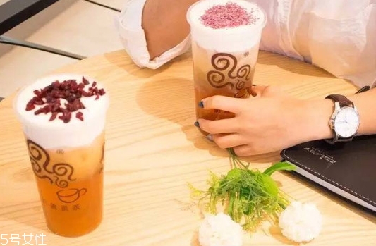 四云奶蓋貢茶哪個(gè)好喝？四云奶蓋貢茶點(diǎn)單攻略