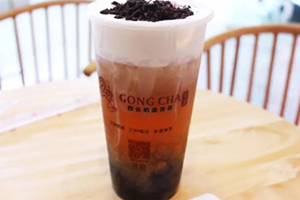 四云奶蓋貢茶是真的嗎？四云奶蓋貢茶多少錢一杯