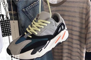 yeezy 700偏碼嗎？yeezy 700碼數(shù)正常嗎