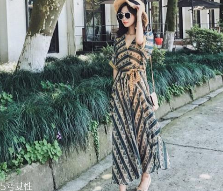 腿粗的女生夏天穿什么？腿粗女生夏季穿搭技巧