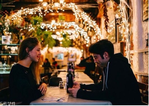 和男生第一次約會聊什么話題拉近彼此的距離 和男生第一次約會聊什么話題拉近彼此的距離