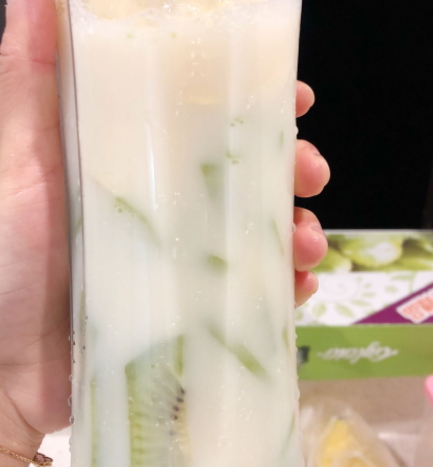 skg和小熊哪個品牌好？skg和小熊對比