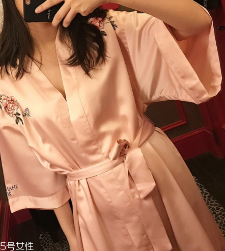 睡衣腰帶怎么系？睡衣腰帶常見系法