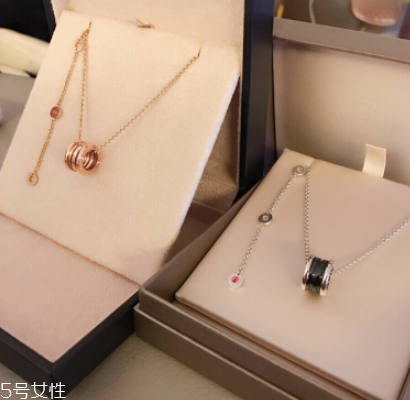 項鏈是黃金還是鉑金好？項鏈買黃金還是鉑金