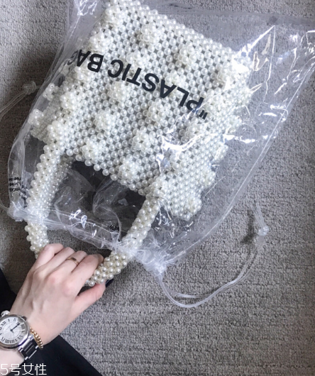shrimps珍珠包多少錢？shrimps珍珠包包價(jià)格