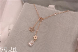 項(xiàng)鏈發(fā)黑怎么清洗？項(xiàng)鏈發(fā)黑清洗方法