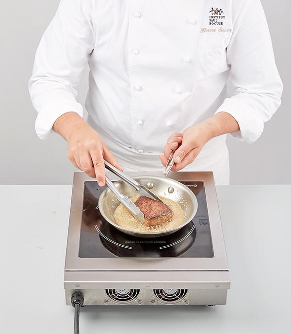 牛排怎么烤 烤牛排的技巧 牛排怎么烤 烤牛排的技巧