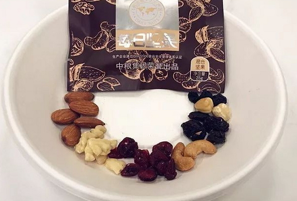 每日堅(jiān)果哪個(gè)牌子好？每日堅(jiān)果品牌對比