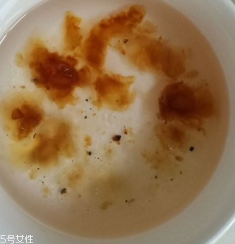 桃膠能和紅糖一起煮嗎？桃膠煮紅糖好嗎？