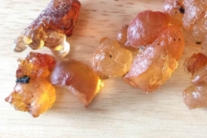 桃膠能治胃病嗎？胃病吃桃膠好嗎？