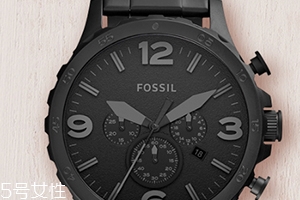fossil手表怎么換表帶？fossil手表怎么用