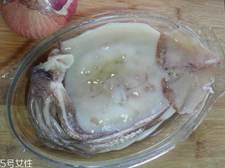 魷魚(yú)是烏賊嗎？魷魚(yú)跟烏賊是一種嗎？