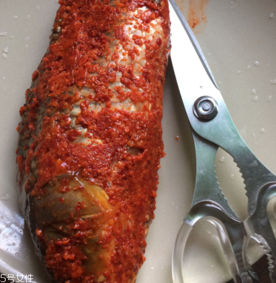 腌魚(yú)能放冰箱嗎？腌魚(yú)放冰箱好嗎？