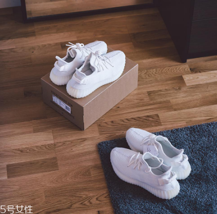 椰子350純白什么時候補(bǔ)貨？yeezy 350純白補(bǔ)貨量有多少？
