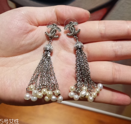 耳環(huán)什么材質(zhì)好？耳環(huán)常見(jiàn)材質(zhì)