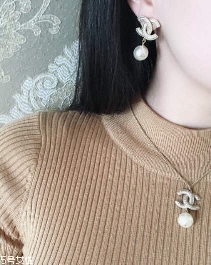耳環(huán)什么材質(zhì)好？耳環(huán)常見(jiàn)材質(zhì)