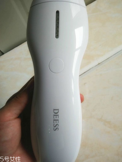 deess脫毛儀怎么用？蒂絲脫毛儀使用方法