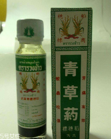青草油可以治腳氣嗎？青草油治腳氣好用嗎？