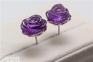 耳釘不帶耳帽會(huì)掉嗎？耳釘沒(méi)有耳帽會(huì)不會(huì)掉