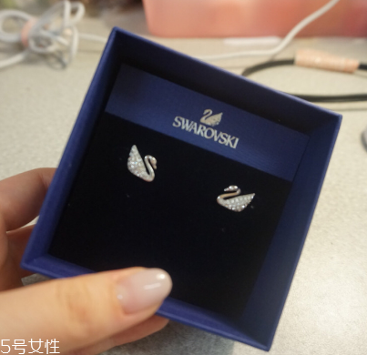 耳釘對耳唇有什么危害？耳釘對耳朵有哪些害處？