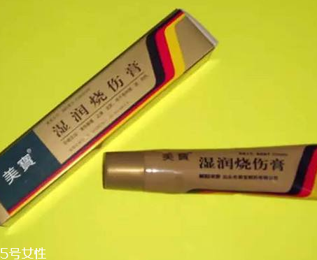 美寶濕潤燒傷膏有激素嗎？美寶濕潤燒傷膏是激素藥嗎？