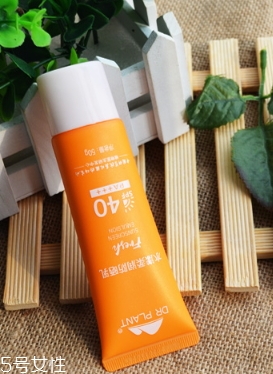 化學(xué)防曬很傷皮膚嗎？化學(xué)防曬對皮膚的危害