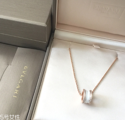 寶格麗陶瓷項(xiàng)鏈多少錢(qián)？寶格麗陶瓷項(xiàng)鏈正品價(jià)格