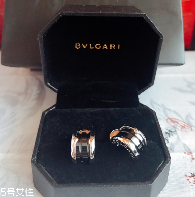 耳釘上的污垢怎么清洗？耳釘上有污垢怎么辦？