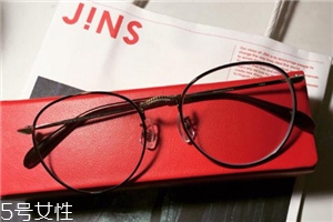 jins防藍(lán)光眼鏡有用嗎？jins防藍(lán)光眼鏡有效果嗎？
