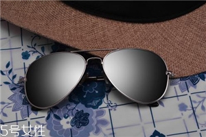 太陽鏡往下掉怎么調(diào)整？太陽鏡老是掉怎么辦？