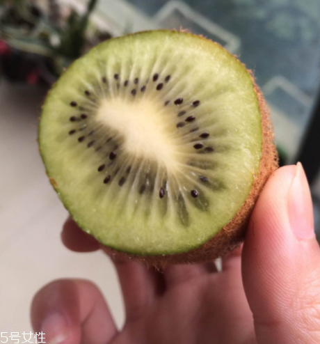 綠心獼猴桃怎么催熟？綠心獼猴桃的催熟方法