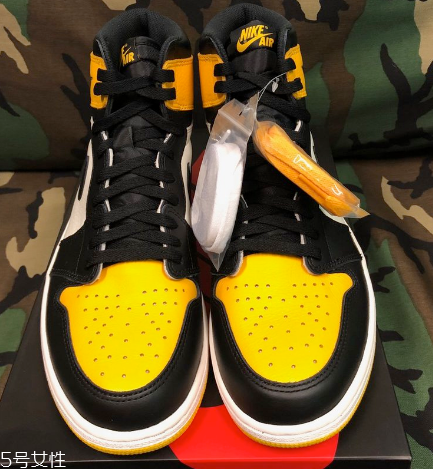 aj1黑黃腳趾會(huì)發(fā)售嗎？aj1黑黃腳趾實(shí)物曝光