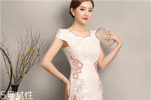 中國風(fēng)連衣裙怎么搭配？中國風(fēng)連衣裙搭配圖片