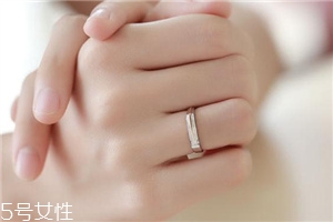 金大福和老鳳祥哪個(gè)好？金大福和老鳳祥品牌對(duì)比