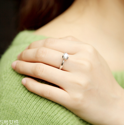 金大福和周大福哪個好？金大福和周大福對比