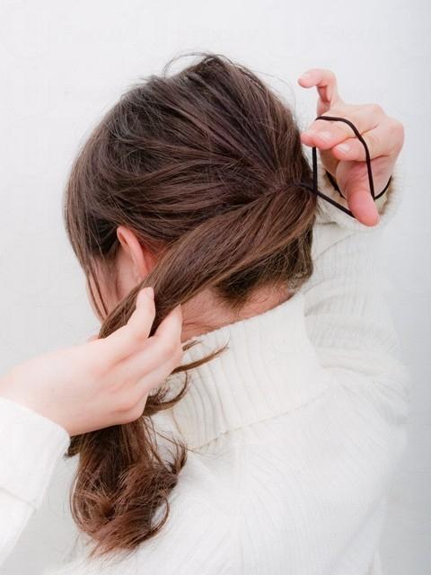 簡單好看的發(fā)型扎法步驟 好看又簡單的發(fā)型扎法 簡單好看的發(fā)型扎法步驟 好看又簡單的發(fā)型扎法