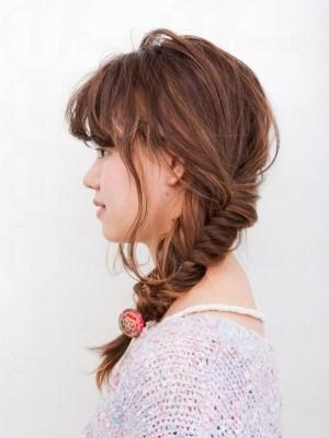 簡單好看的發(fā)型扎法步驟 好看又簡單的發(fā)型扎法 簡單好看的發(fā)型扎法步驟 好看又簡單的發(fā)型扎法