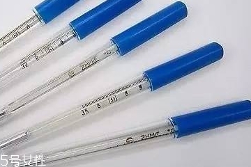 體溫計能放嘴巴里嗎？體溫計是放嘴巴里測嗎？