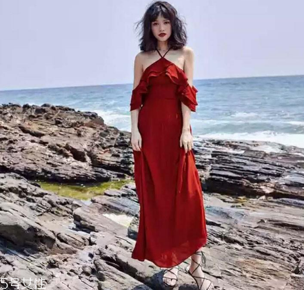 胸大適合什么連衣裙？胸大穿什么連衣裙好看？