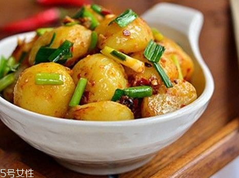 土豆不能和什么一起吃？土豆和黑木耳可以一起吃嗎？